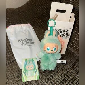 Pop Mart Big Into Energy Labubu - Serenity